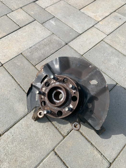 Стойка в зборі Цапфа передньої підвіскиски HyundaiSANTA FÉ III 2.2/Kia