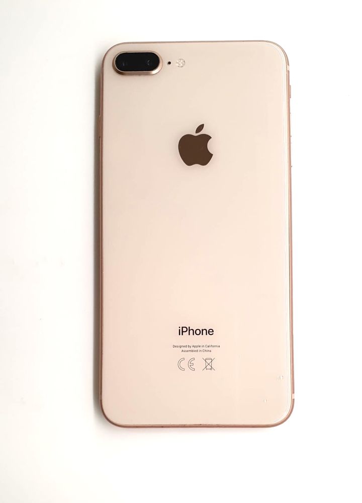 iPhone 8 Plus 64 GB