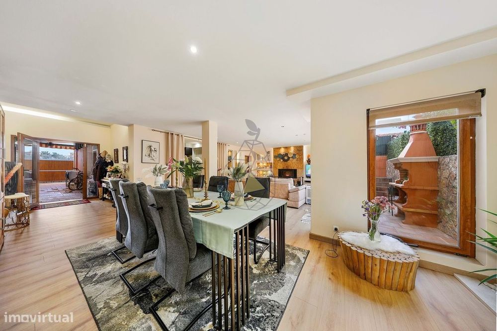 Moradia renovada construída em 2006 , T3+ 1 para aluguer a longo prazo