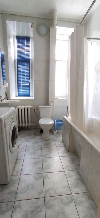 Здам 3-к. квартиру.Поділ. Волоська, 24. Метро Контрактова площа-5хв.