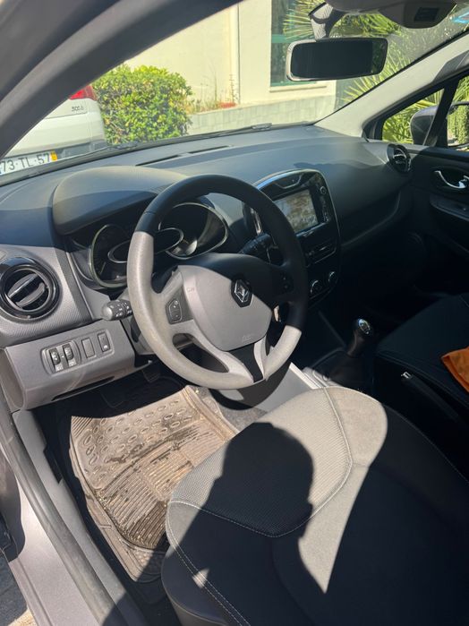Renault clio 1.5dci 2013 poucos kms