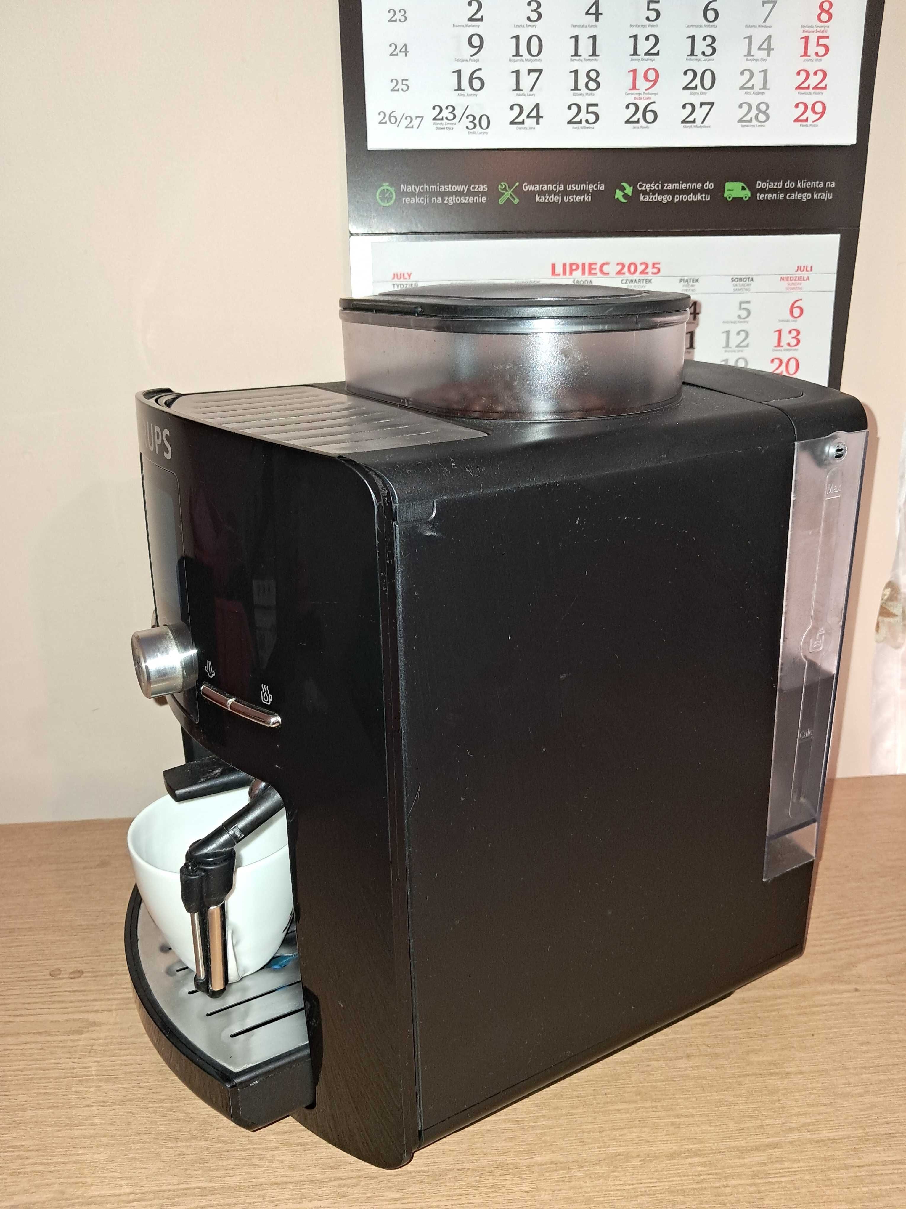 Krups EA8250 automatyczny ekspres ciśnieniowy do kawy cappucino