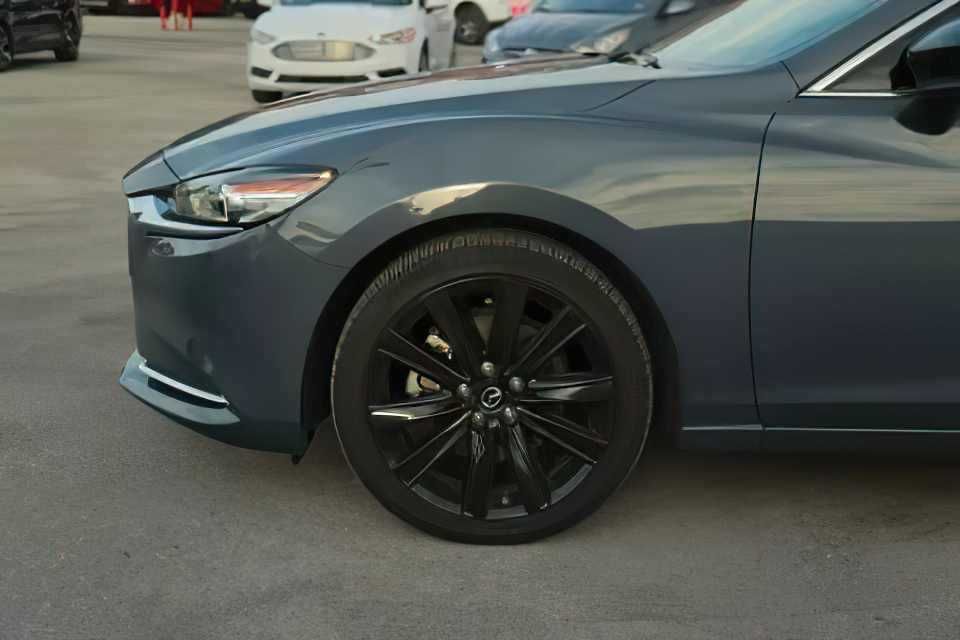 2021 Mazda MAZDA6 Carbon Edition