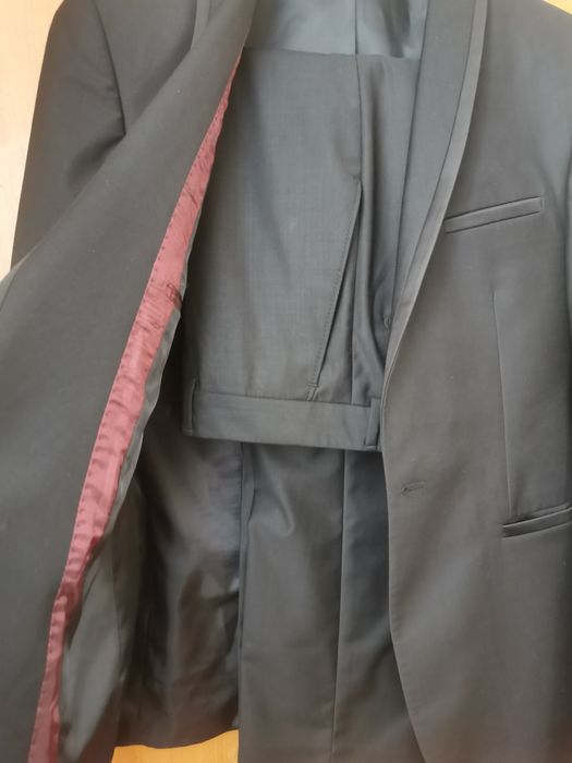 Продам костюм майже новий в ідеальному стан