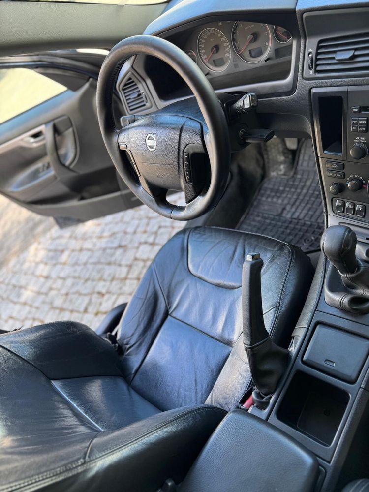 VOLVO V70 2.0 Ano 2004