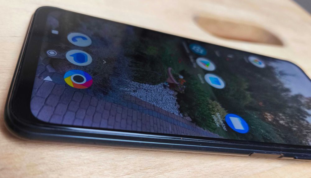 Xiaomi Poco M3 Pro 5G super stan Android 13