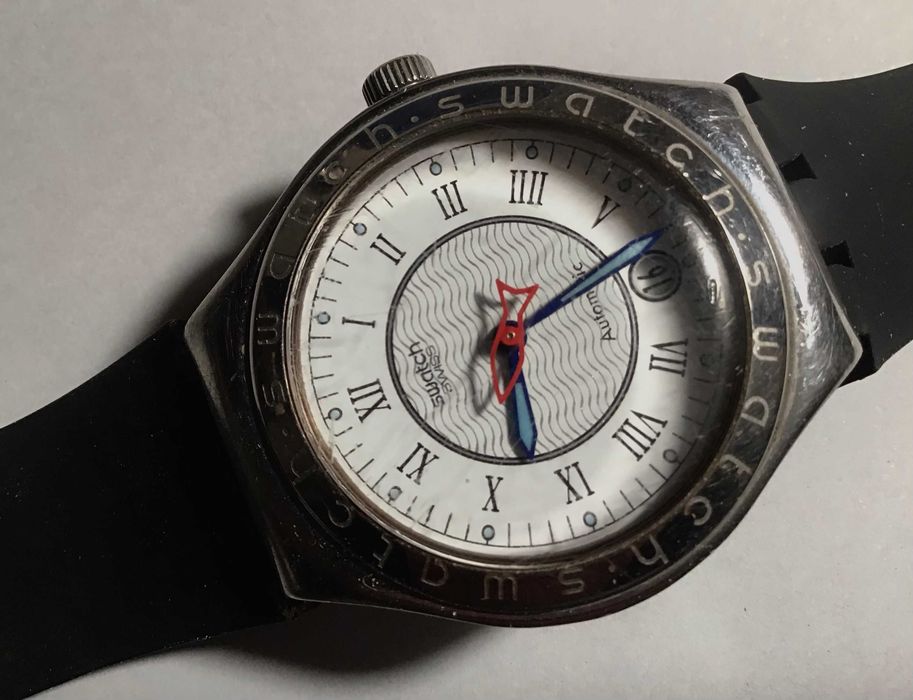 Swatch Irony Automático -Modelo Raro- Poisson Rouge/Red Fish - YAS400