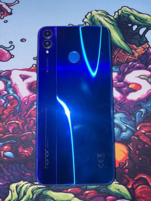 Продам Honor 8x 4/64