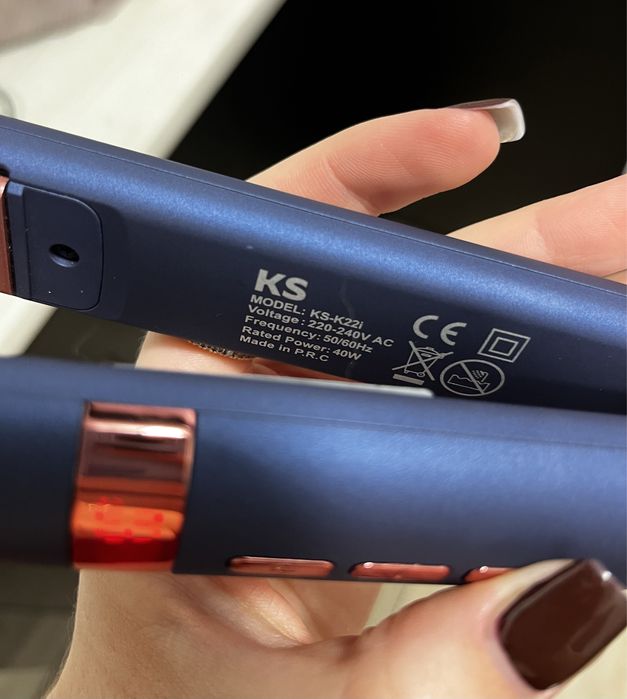 Вирівнювач для волосся