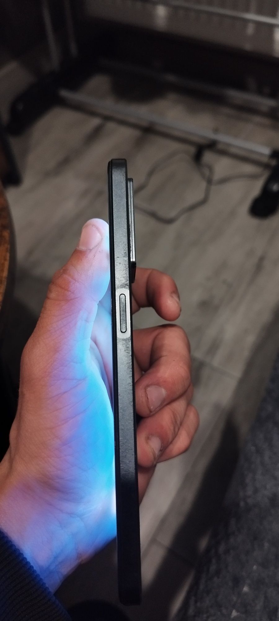 Sprzedaję swój telefon za niewielką cenę.