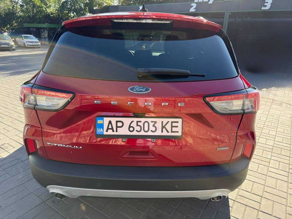 Ford Escape 2019 Titanium Hybrid 2.5L