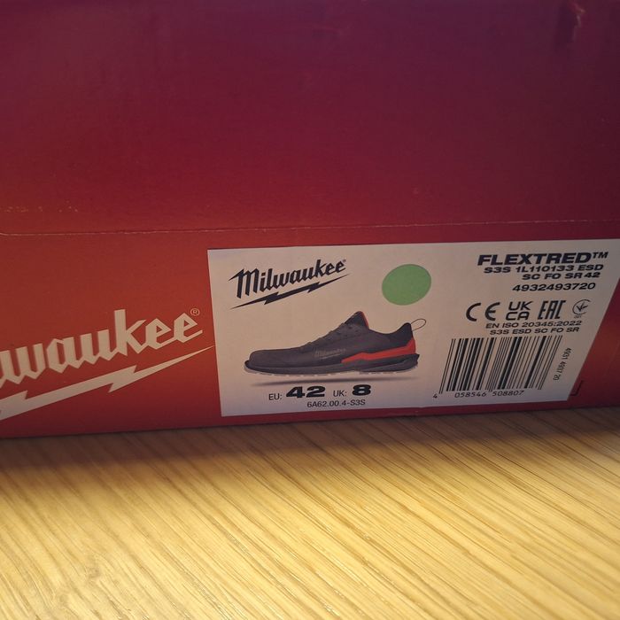 Obuwie robocze Milwaukee 42