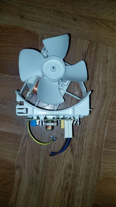 Вентилятор микроволновки с платой фильтра питания и предохранителем