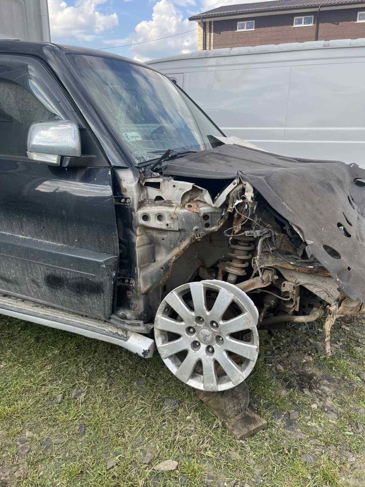 Mitsubishi Pajero Wagon