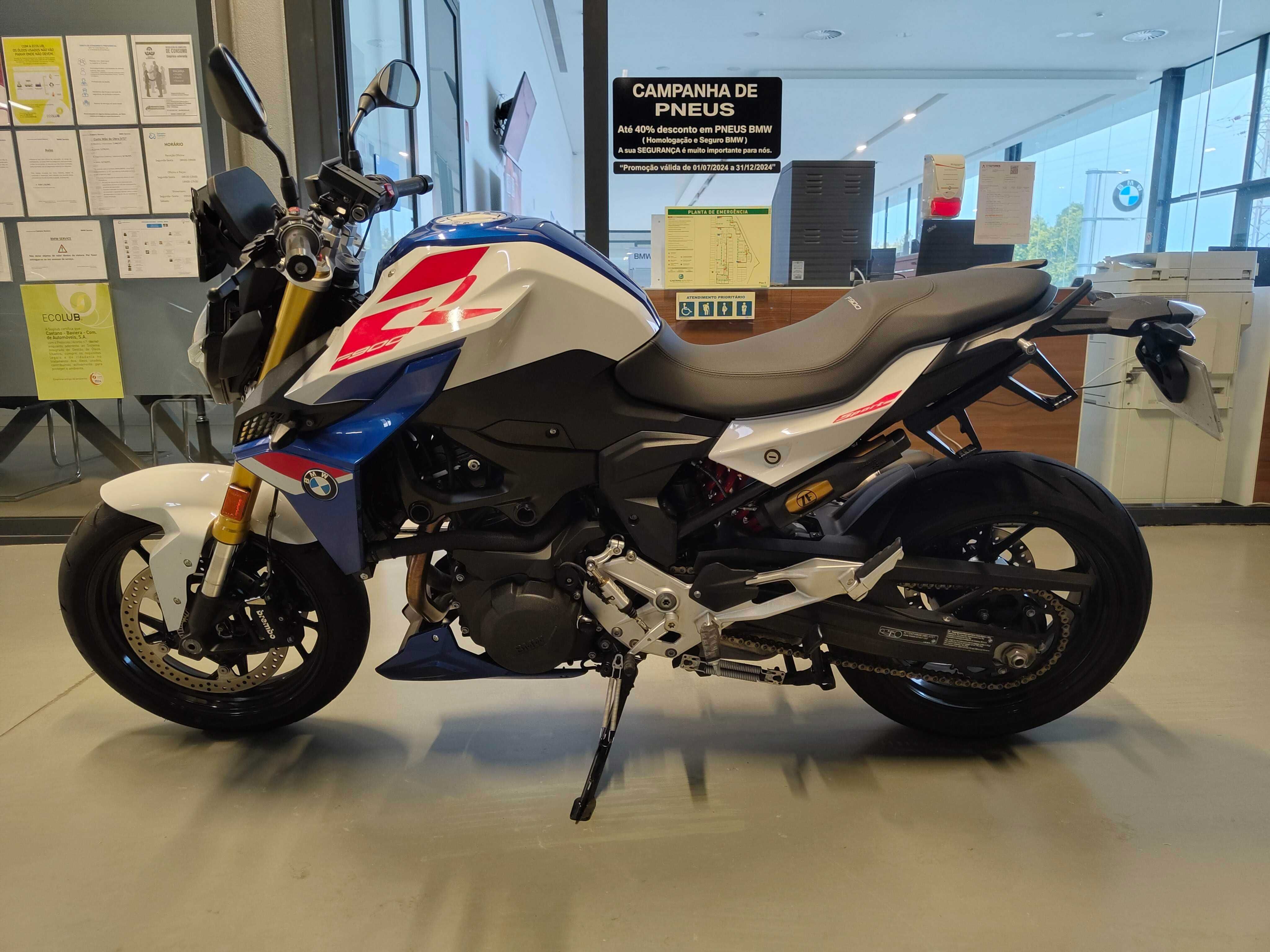 BMW F900R Full Extras 04/2024