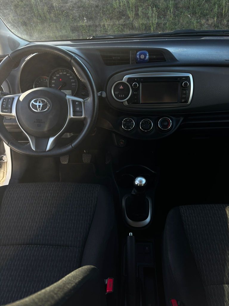 Toyota Yaris active ac