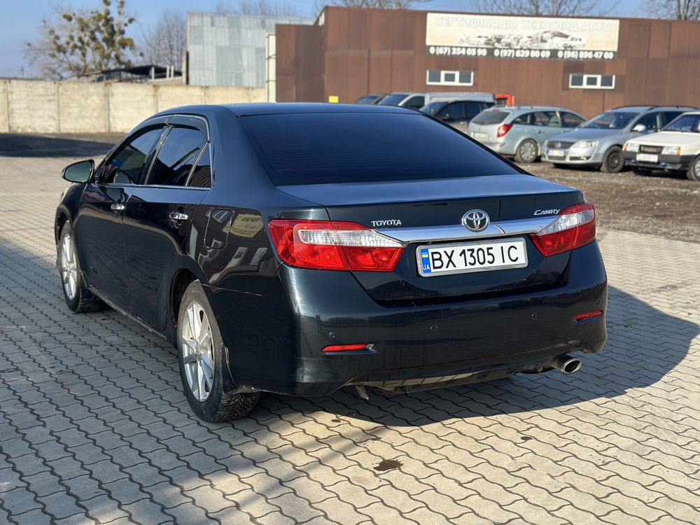 Toyota Camry 50