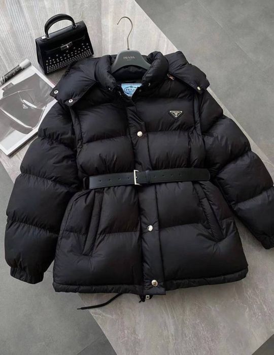 Куртка пуховик Prada жилетка 2 в 1 Прада