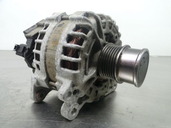 Alternador VOLKSWAGEN Polo (6R, 6C)