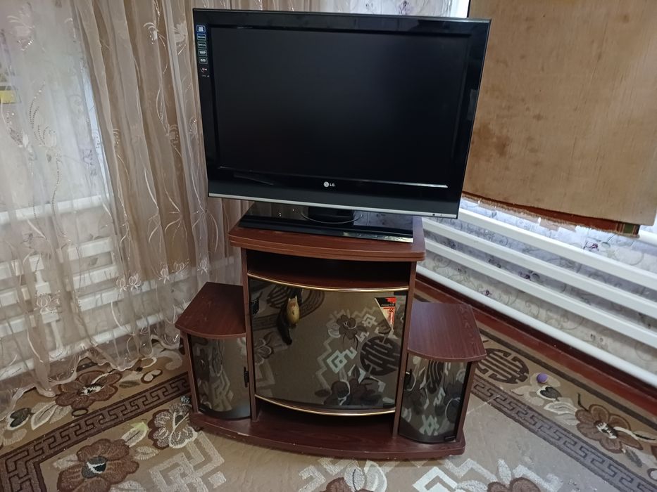 Продам телевизор