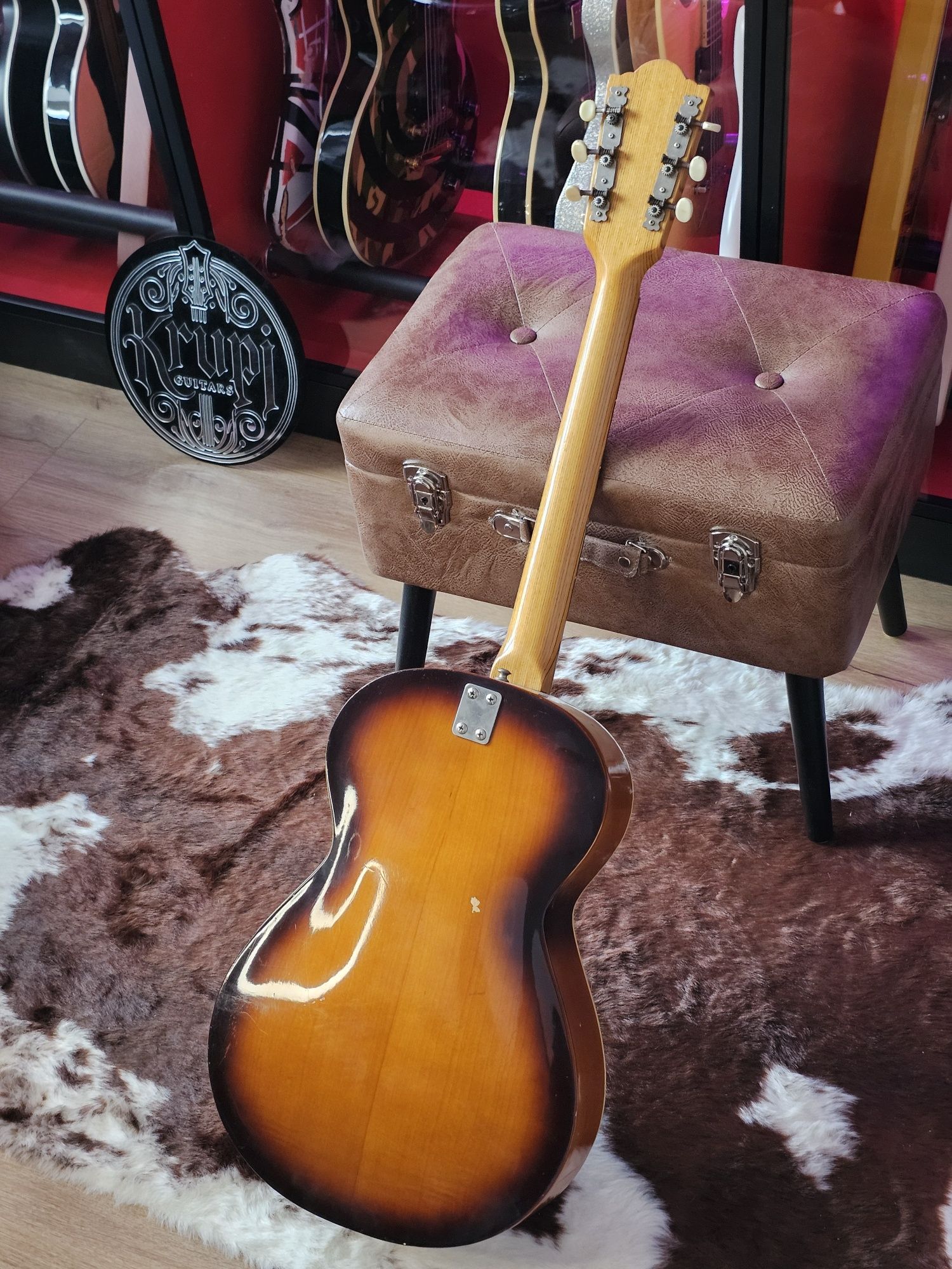 Framus 5/51 Studio archtop z 1972 roku wyprodukowana w Niemczech