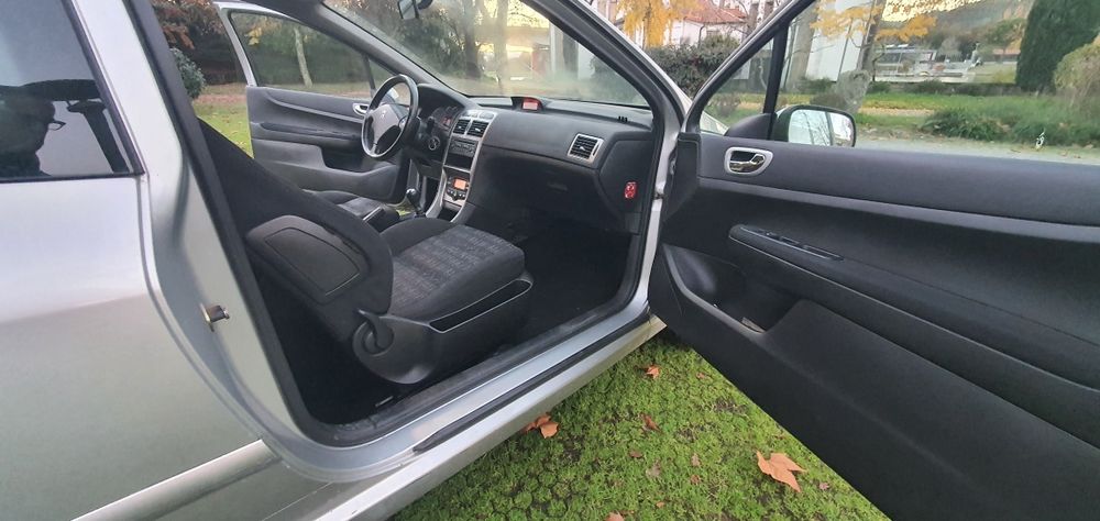 Pegeut 307 1.6 hdi