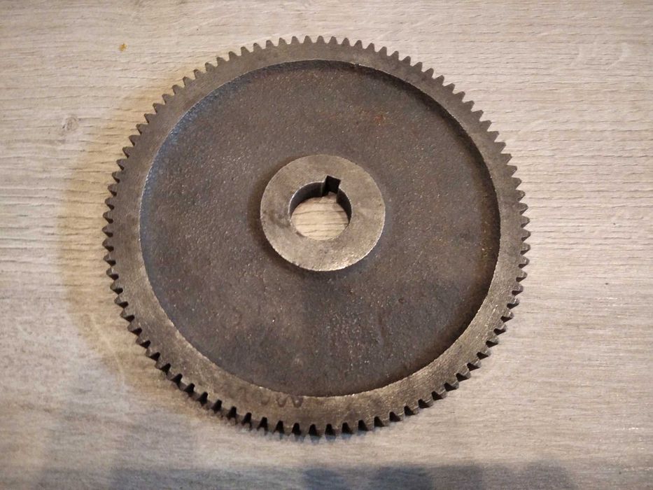 Koło zębate do gitary  tokarki