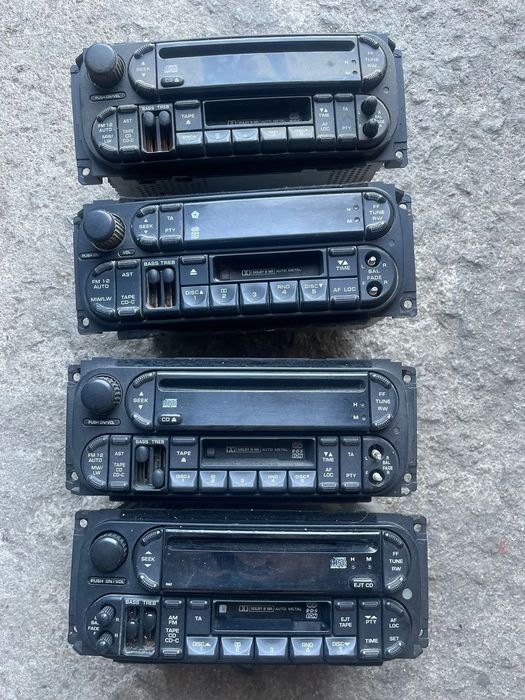 Rádio , autoradio Jeep Grand Cherokee WJ 1999-2003