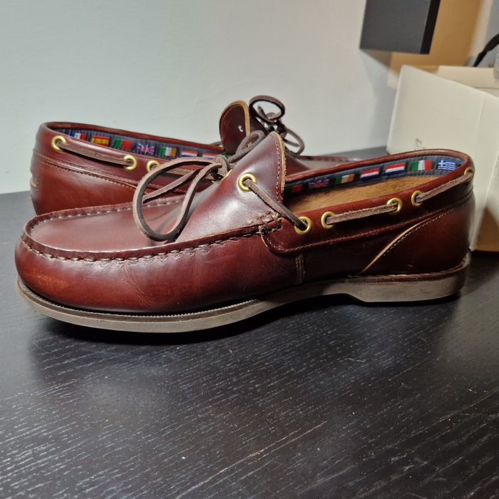 Sapatos develaa novos n 45  Premium