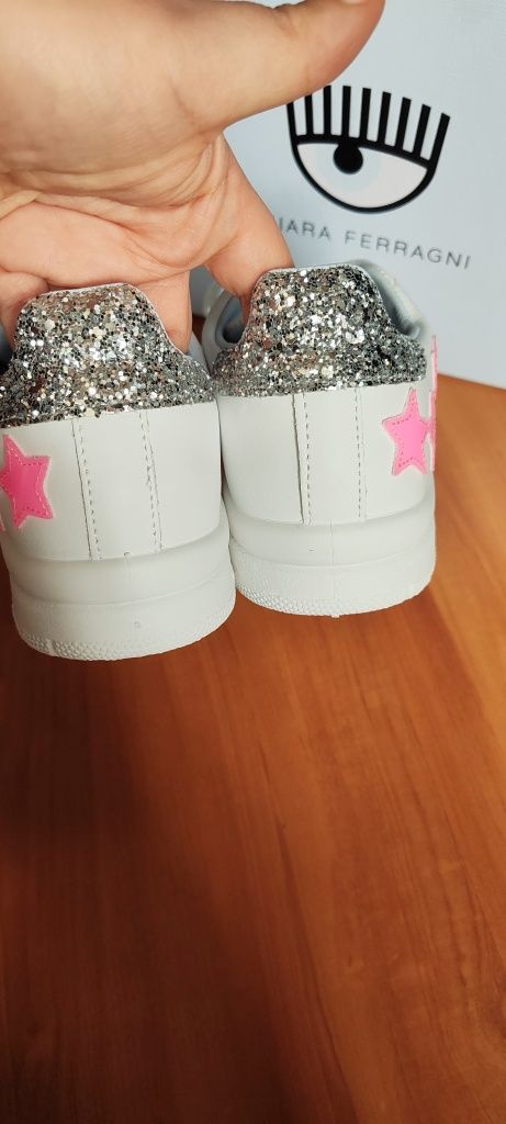 Chiara Ferragni nowe oryginalne sneakersy skóra naturalna r. 38 białe