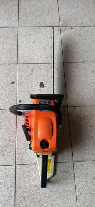 Motoserra semi novo