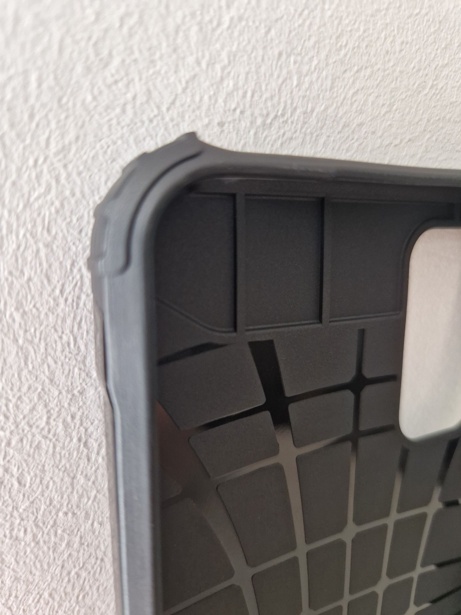 Armor Carbon Case do Xiaomi Redmi Note 10 5G Czarny