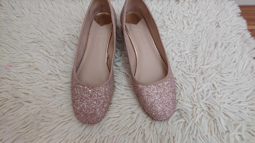 Buty brokatowe damskie stradivarius, baleriny, czółenka