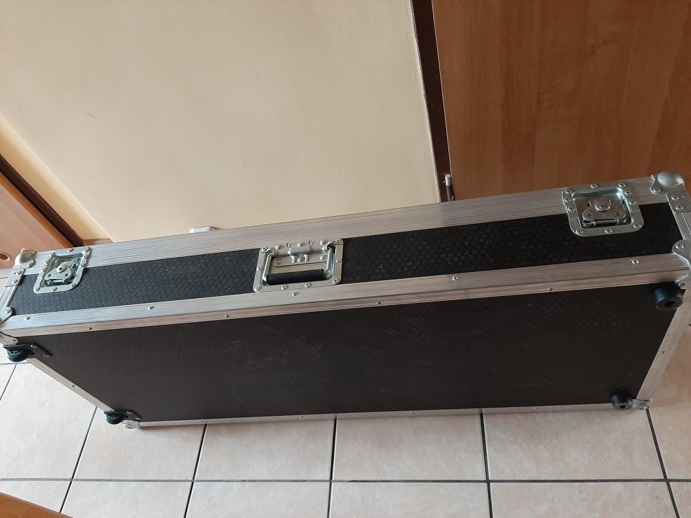Case Power Box  do  instrumentu