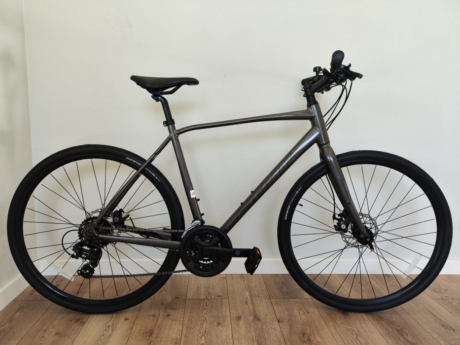 Rower hybrydowy Giant Escape L 2024 Shimano,nieużywany możliwość wysył
