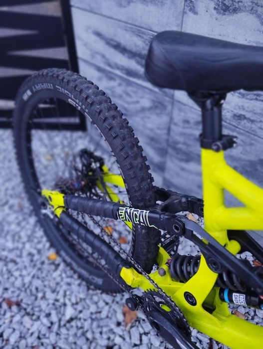 Commencal Supreme v3 DH/Fox 40/rock shox/Shimano     *Nowe części
