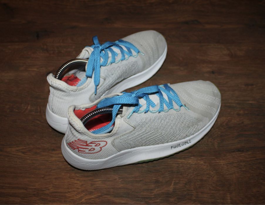 Кроссовки New Balance Fuel cell fresh foam 40 размер