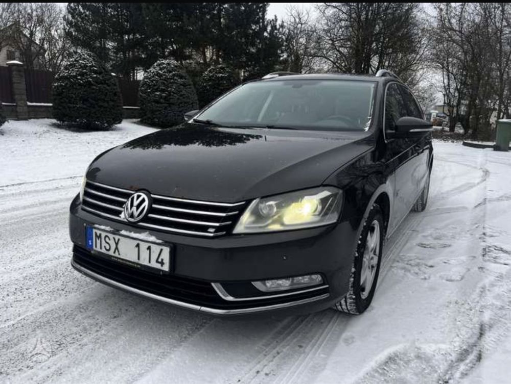 Шрот Розборка Автошрот запчастини Volkswagen Passat B7 пасат Б7 крило