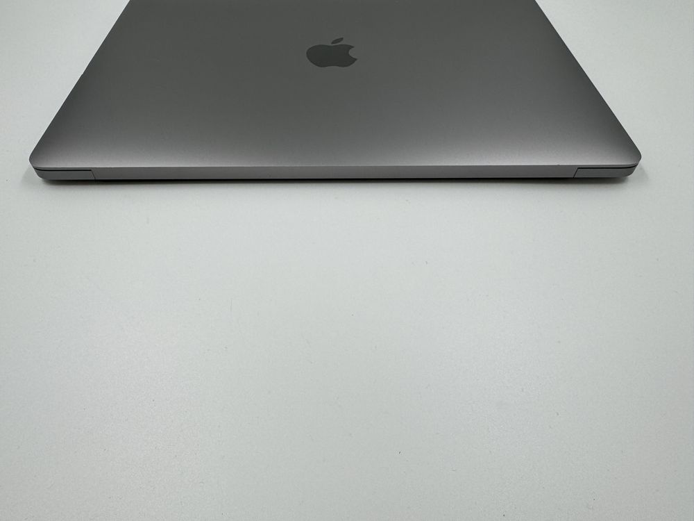 Apple MacBook Pro 13 2019 i5 16GB RAM 512GB SSD il4932