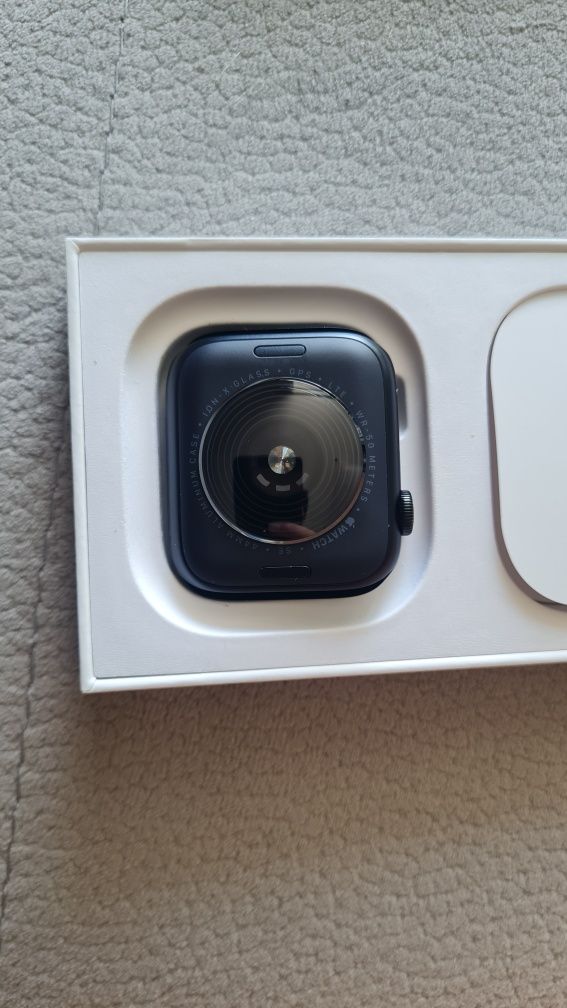Apple Watch SE GPS + Cellular