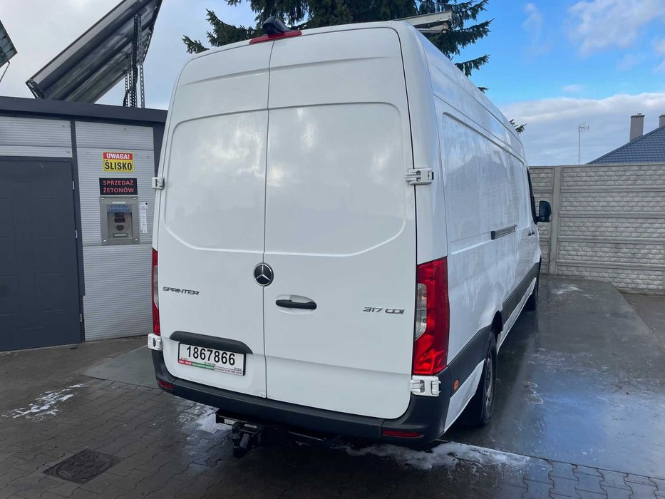 Mercedes Sprinter 317 automat, L4H2, hak 3,5 tony, webasto, winda