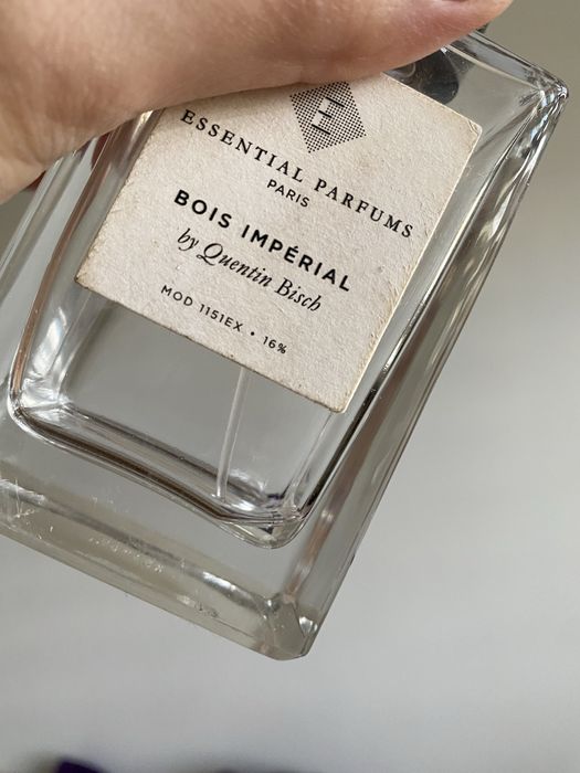 BOIS IMPERIAL ESSENTIAL PARFUMS flakon butelka po perfumach