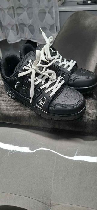 Buty damskie Lv jak nowe