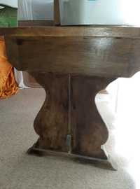 mesa de madeira com 2 gavetas