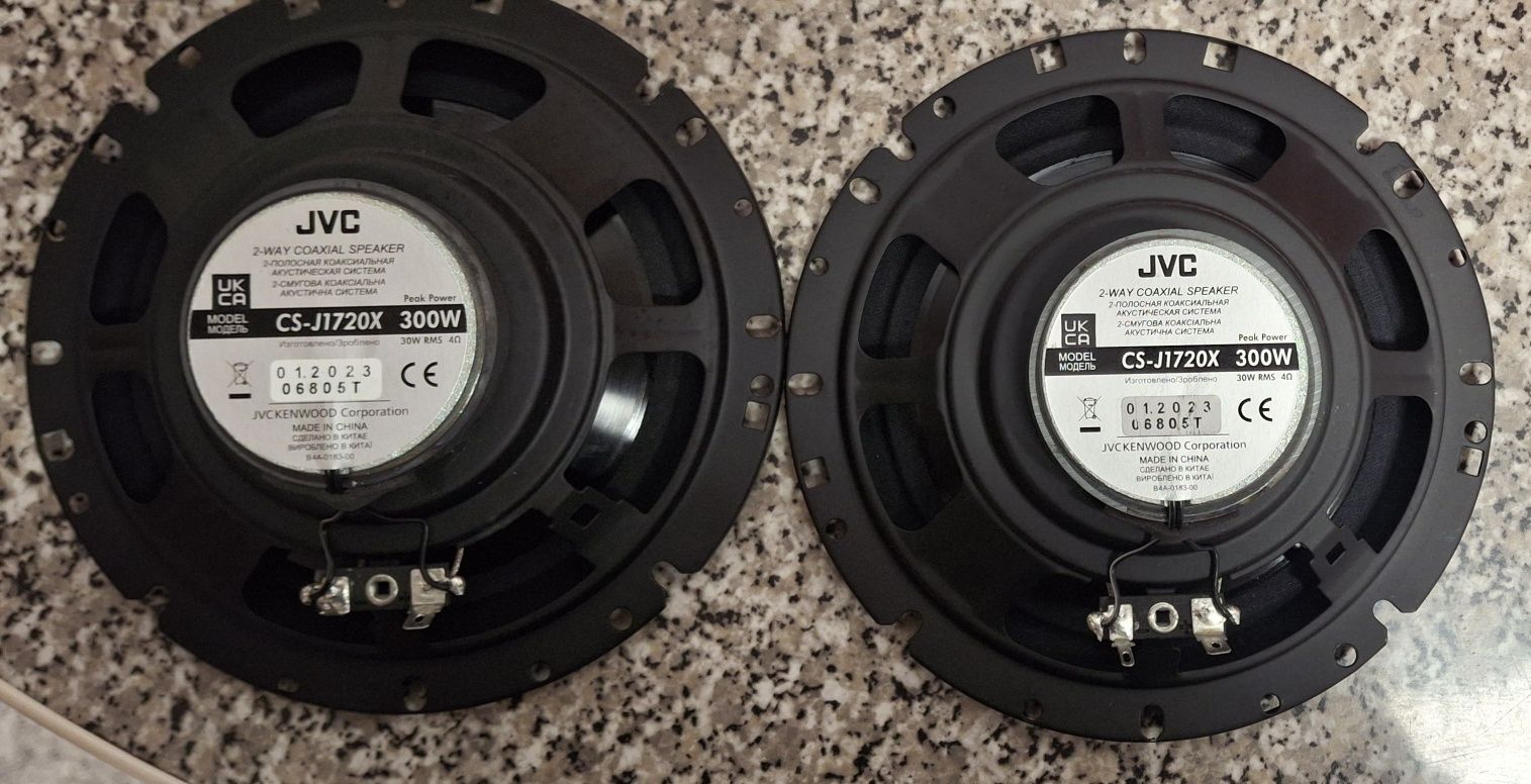 Conjunto 2 Colunas JVC CS-J1720X