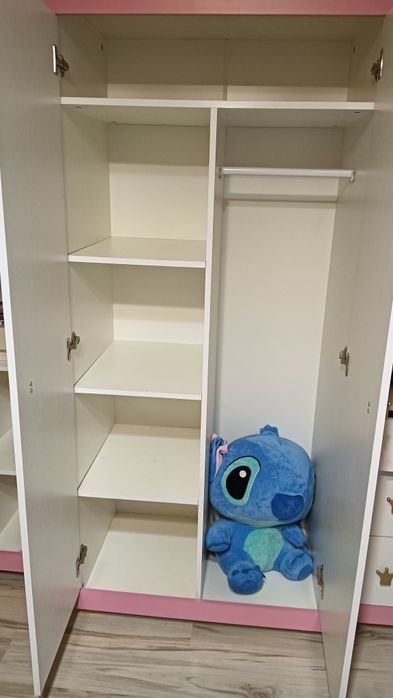 Zestaw mebli dla dziewczynki księżniczki