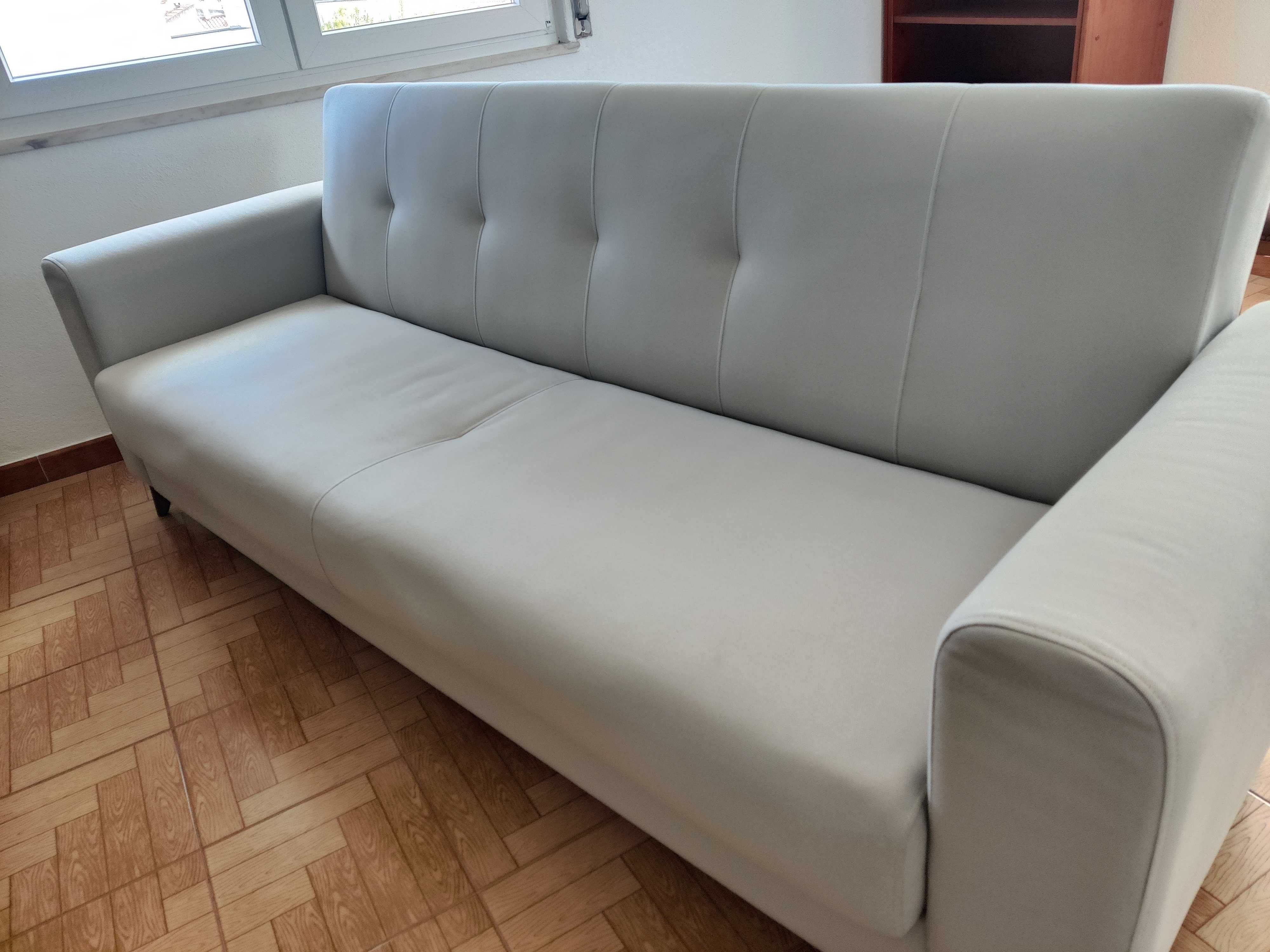 Sofá-cama de 3 lugares em cinzento
