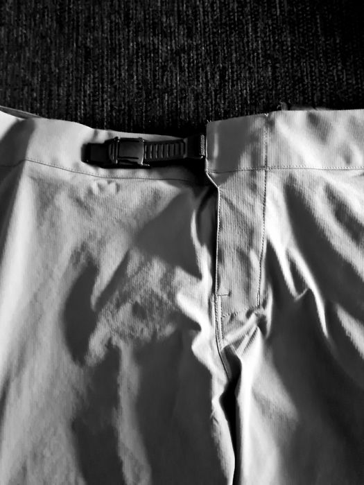 Calções Fox Ranger com forro. Novo