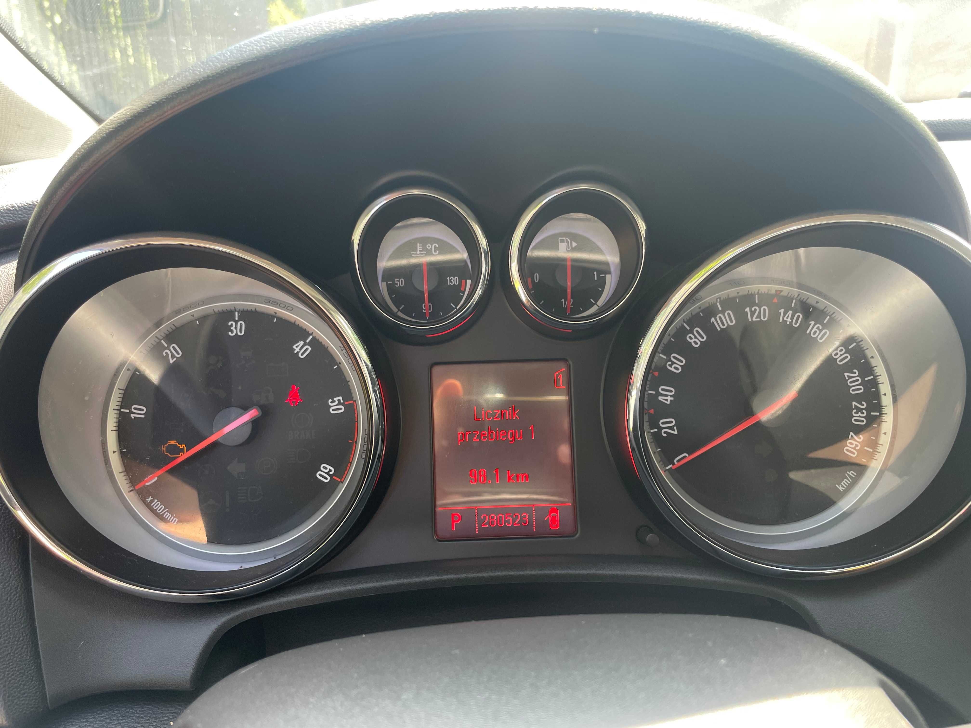 Opela Astra J 2009 Automat, skóra, tryb sport