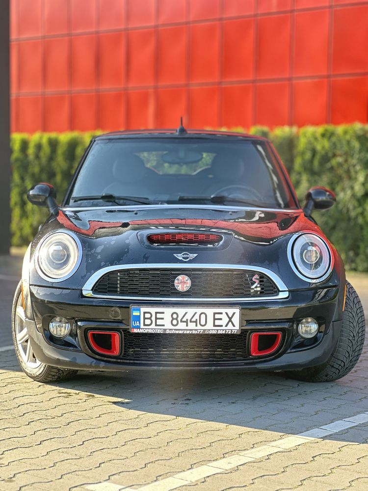 Продам Mini Cooper